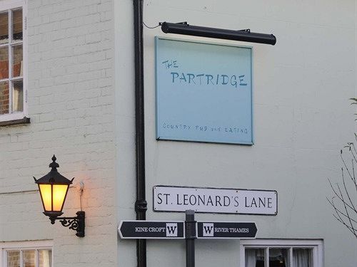 The Partridge Inn Wine Bar & Restaurant Wallingford Exteriör bild